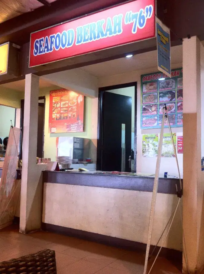 Seafood Berkah "76"