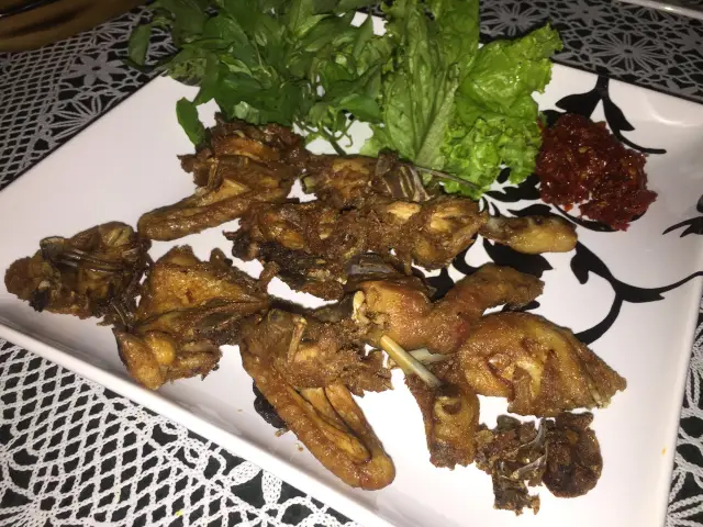 Gambar Makanan Ayam Goreng Presto Cipete 9