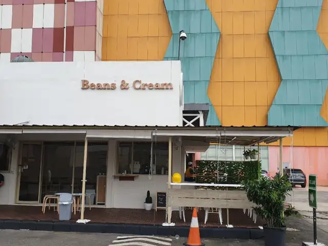 Gambar Makanan Beans And Cream Jakarta 5