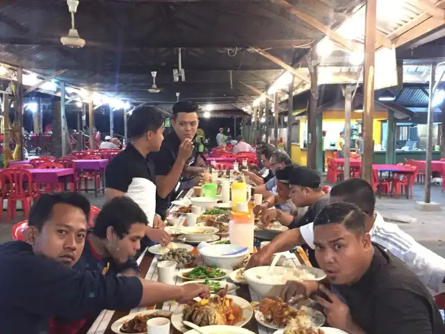 Restaurant Jeram Seafood Food Photo 9