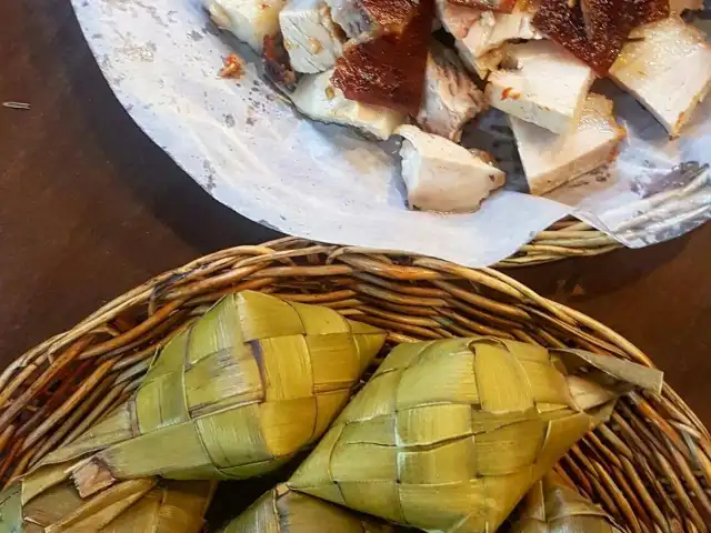 Cebu's Original Lechon Belly Food Photo 12