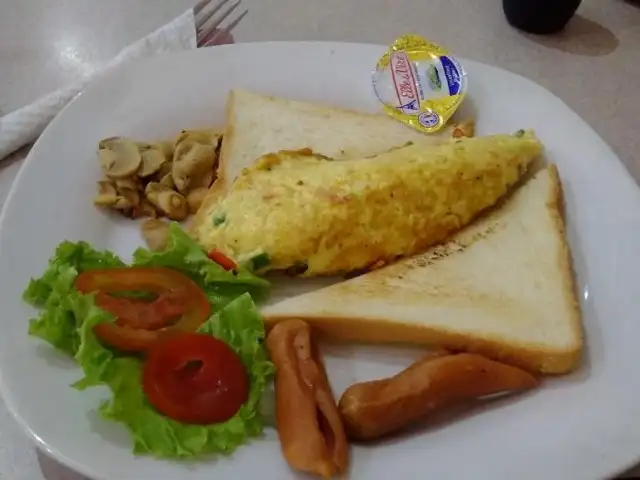 Gambar Makanan Hikaru Cafe 4