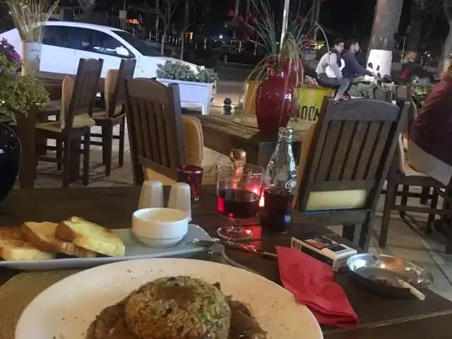 Bodrum 3 Kat Uludağ Restaurant&Hamsici'nin yemek ve ambiyans fotoğrafları 3