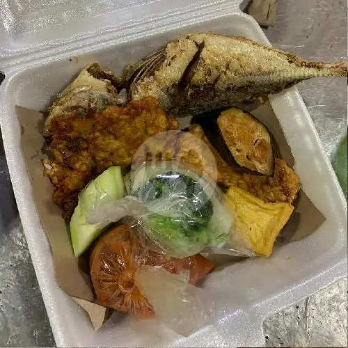 Gambar Makanan Nasi Tempong Awen, Denpasar 3