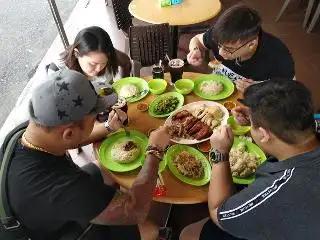 The One Chicken Rice Shop