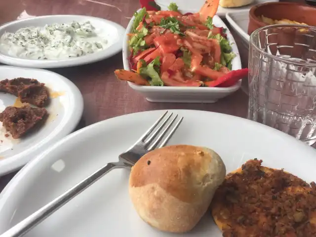Altın Şiş Adana Kebap'nin yemek ve ambiyans fotoğrafları 15