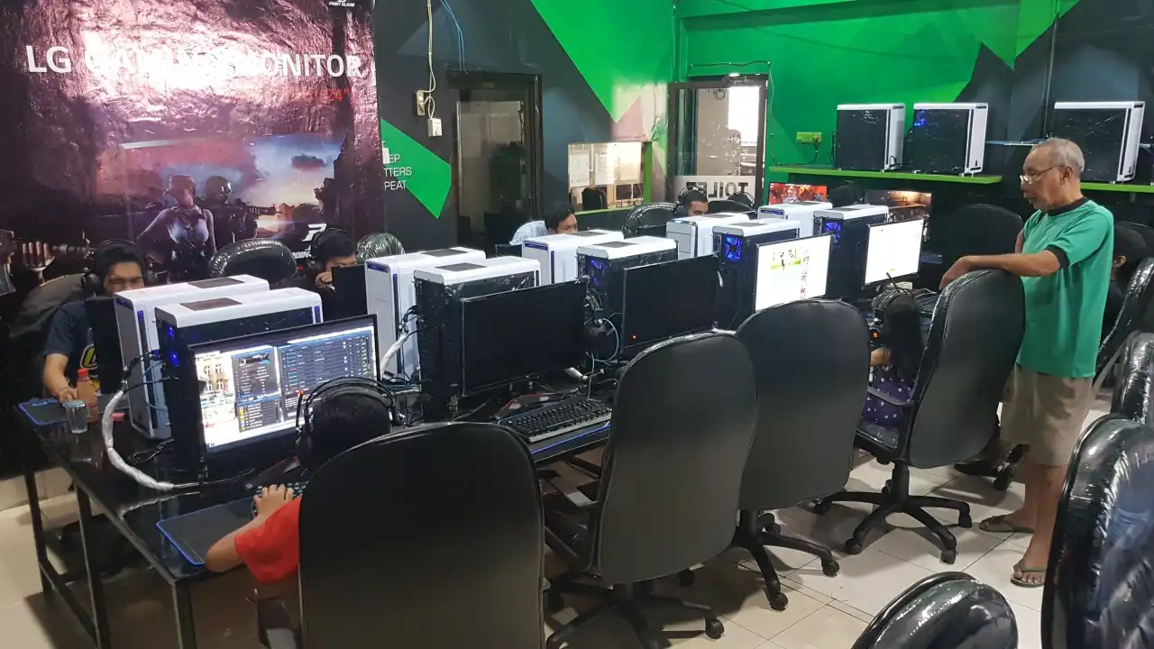 Netters Warkop & Warnet Game Centre