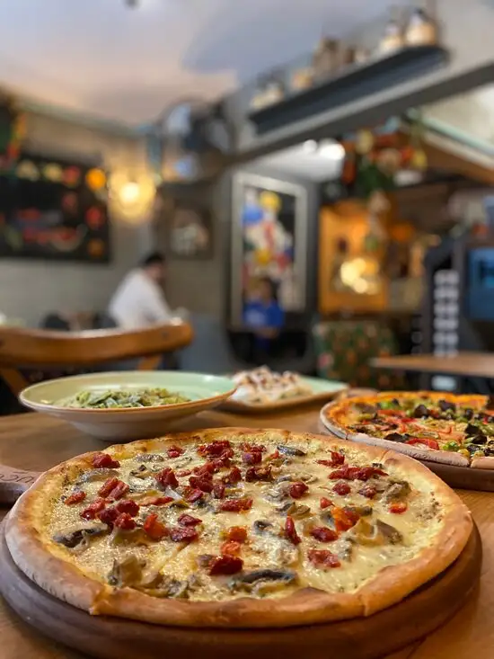Zucca Pizza & Cafe'nin yemek ve ambiyans fotoğrafları 17