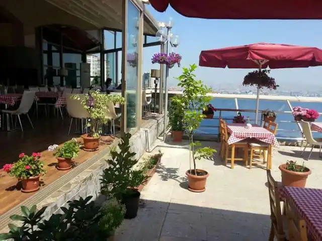 Tinto Blanco Cafe & Bistro'nin yemek ve ambiyans fotoğrafları 8