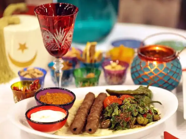 Al Sharq İstanbul - Hilton İstanbul Kozyatağı'nin yemek ve ambiyans fotoğrafları 10