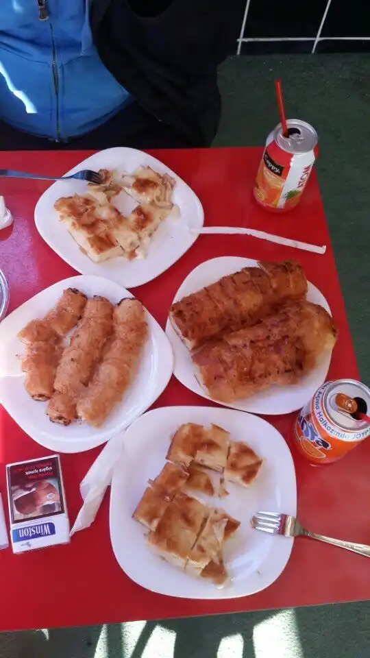 Beyoğlu Börekçisi'nin yemek ve ambiyans fotoğrafları 18