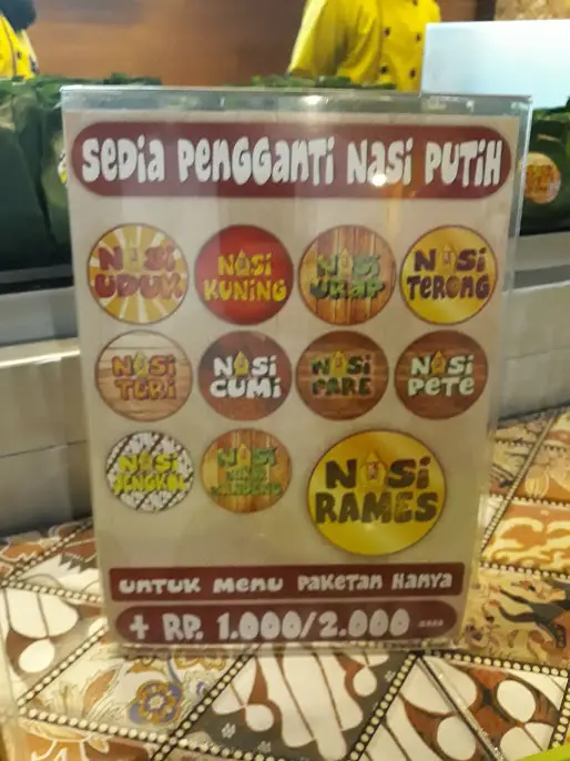 Gambar Makanan Ayam Kremes Kraton 6