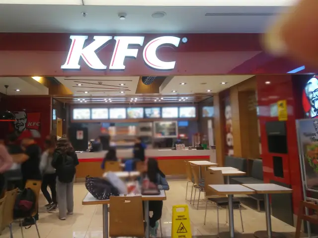 KFC'nin yemek ve ambiyans fotoğrafları 16