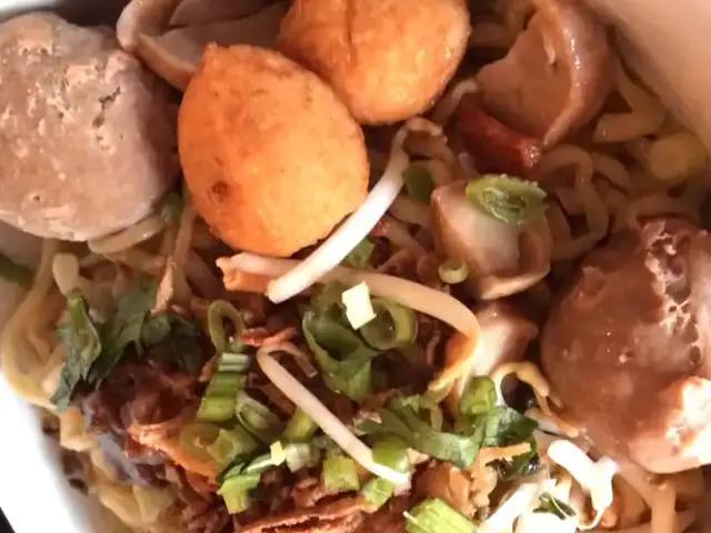 Gambar Makanan Bakmi Golek 8