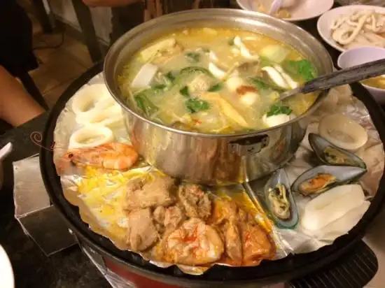 Hot Pot Food Photo 2