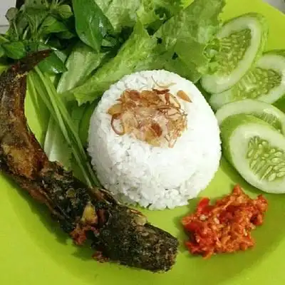 Gambar Makanan Pecel Lele Dan Ayam Ning Sauqi, Cipinang Besar Selatan  9