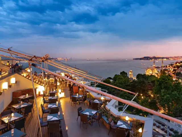 16 Roof - Swissotel The Bosphorus'nin yemek ve ambiyans fotoğrafları 5