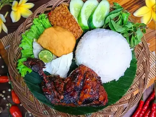 Dapoer Accha dish eat, Bangka XI,Kemang