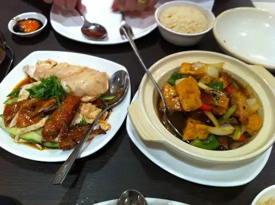 Wee Nam Kee Hainanese Chicken Rice Food Photo 1