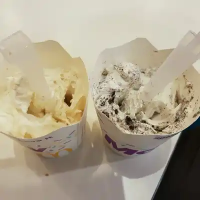 McDonald's Ice Cream Counter