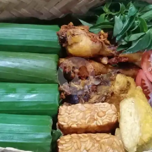 Gambar Makanan Besek Bali 19