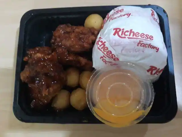 Gambar Makanan Richeese Factory 8