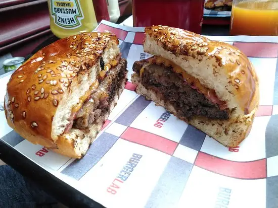 Burger Lab'nin yemek ve ambiyans fotoğrafları 11