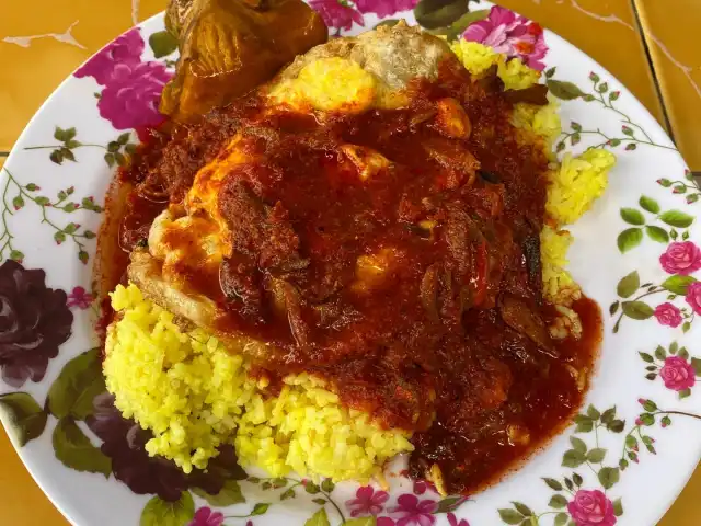 Nasi Lemak Sri Kuning Food Photo 11