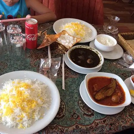 Mojgan Persian Restaurant'nin yemek ve ambiyans fotoğrafları 4