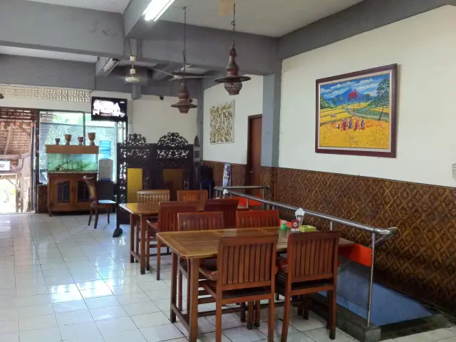 Gambar Makanan Resto Taman Hek 5