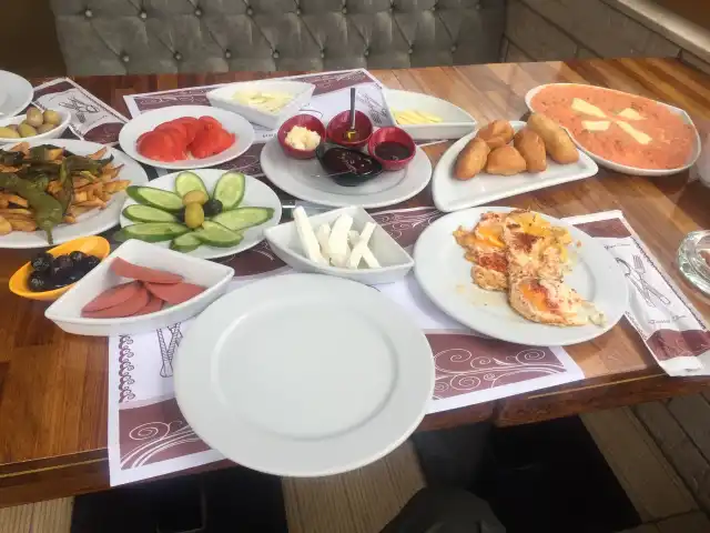 Aksoylar Unlu Mamulleri'nin yemek ve ambiyans fotoğrafları 5