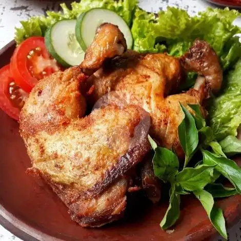Gambar Makanan Ayam Bakar & Goreng Bu Selvi, Banteng Baru 8