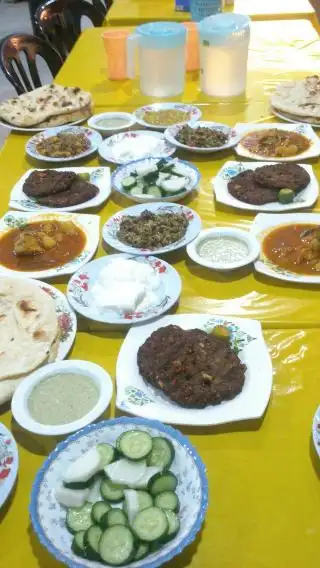Zainab Khan Restaurant