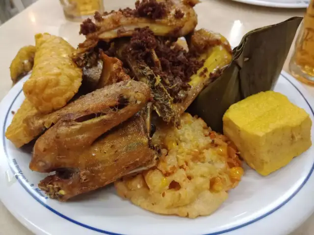 Gambar Makanan Warung Nasi Ampera 11