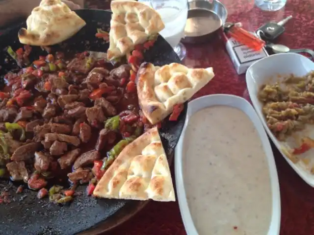 Halil İbrahim Sark Sofrası'nin yemek ve ambiyans fotoğrafları 2
