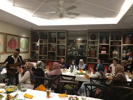 Gambar Makanan Meradelima Restaurant 12