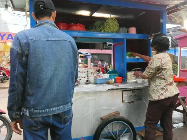 Gambar Makanan Mie ayam depan bank BTN Perumnas 3 1