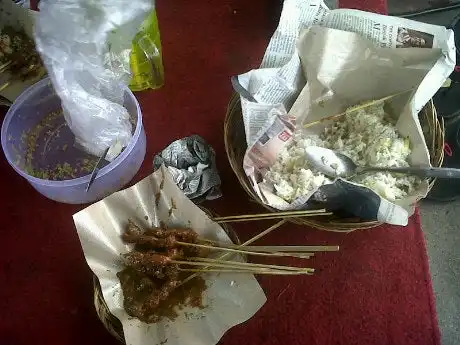 Gambar Makanan Sate Babi Tanah Wuk Sangeh 13