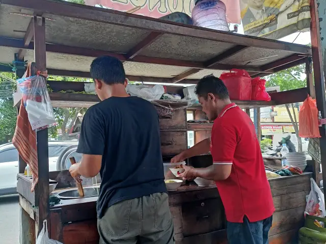 Gambar Makanan Mie Ayam Pangsit Wonogiri Donoloyo 6