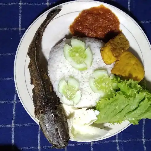 Gambar Makanan NASI GORENG PECEL LELE LAKA LAKA  19