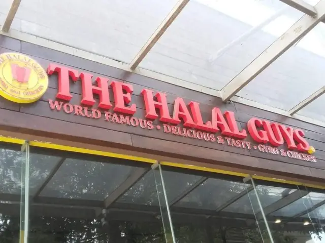 The Halal Guys Food Photo 17
