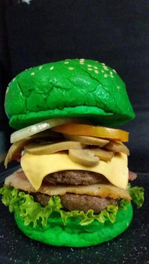 Lord's Burger Food Photo 5