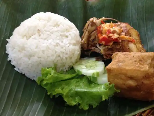 Gambar Makanan Ayam Penyet Mbah Ji 11