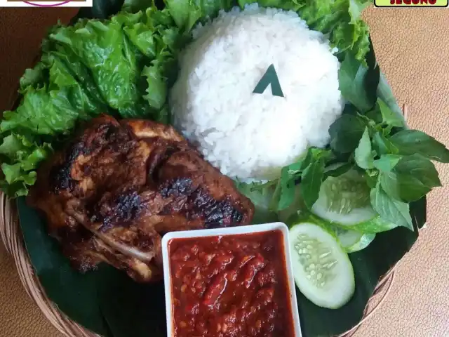 Gambar Makanan Ayam dan Ikan Bakar "Segono" dan Pempek Palembang "Cek Rat" 3