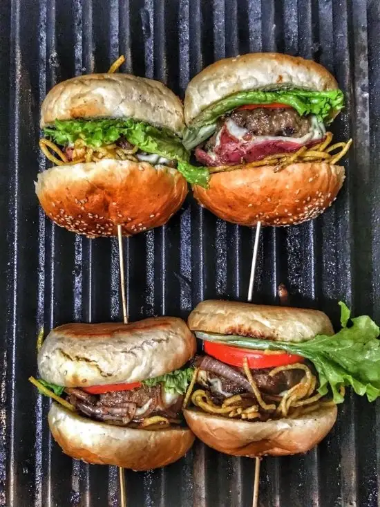 Fil Burger'nin yemek ve ambiyans fotoğrafları 17