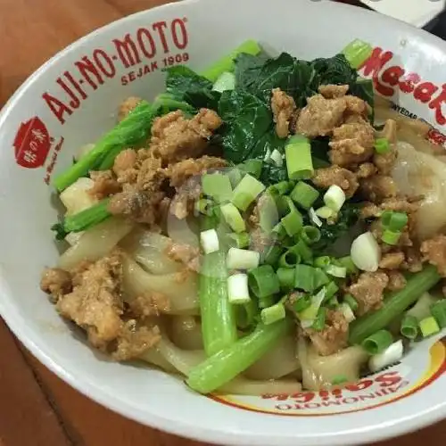 Gambar Makanan Mie Ayam & Nasi Goreng Rezeki88, Jl.H.Selong No 49A,Rt 1/Rw 13 5