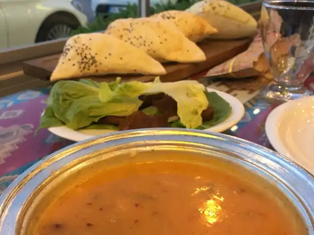 Öz Şanlı Urfa Sofrası'nin yemek ve ambiyans fotoğrafları 10