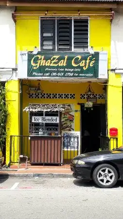 GhaZal Cafe Food Photo 1