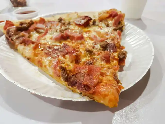 Pizza Warehouse Food Photo 6
