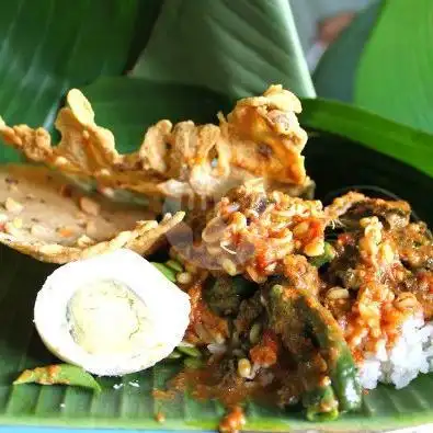 Gambar Makanan Nasi Pecel Pincuk Gg 9 Surabaya, Taman Pancing 2